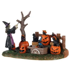 Lemax - Spookytown - Frightful Feline Choir