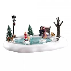 Lemax Victorian Skaters