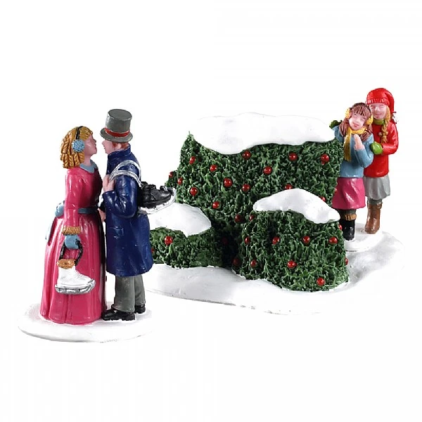 Lemax Skating Romance (Set Of 2) 1 Lemax Skating Romance (Set Of 2)